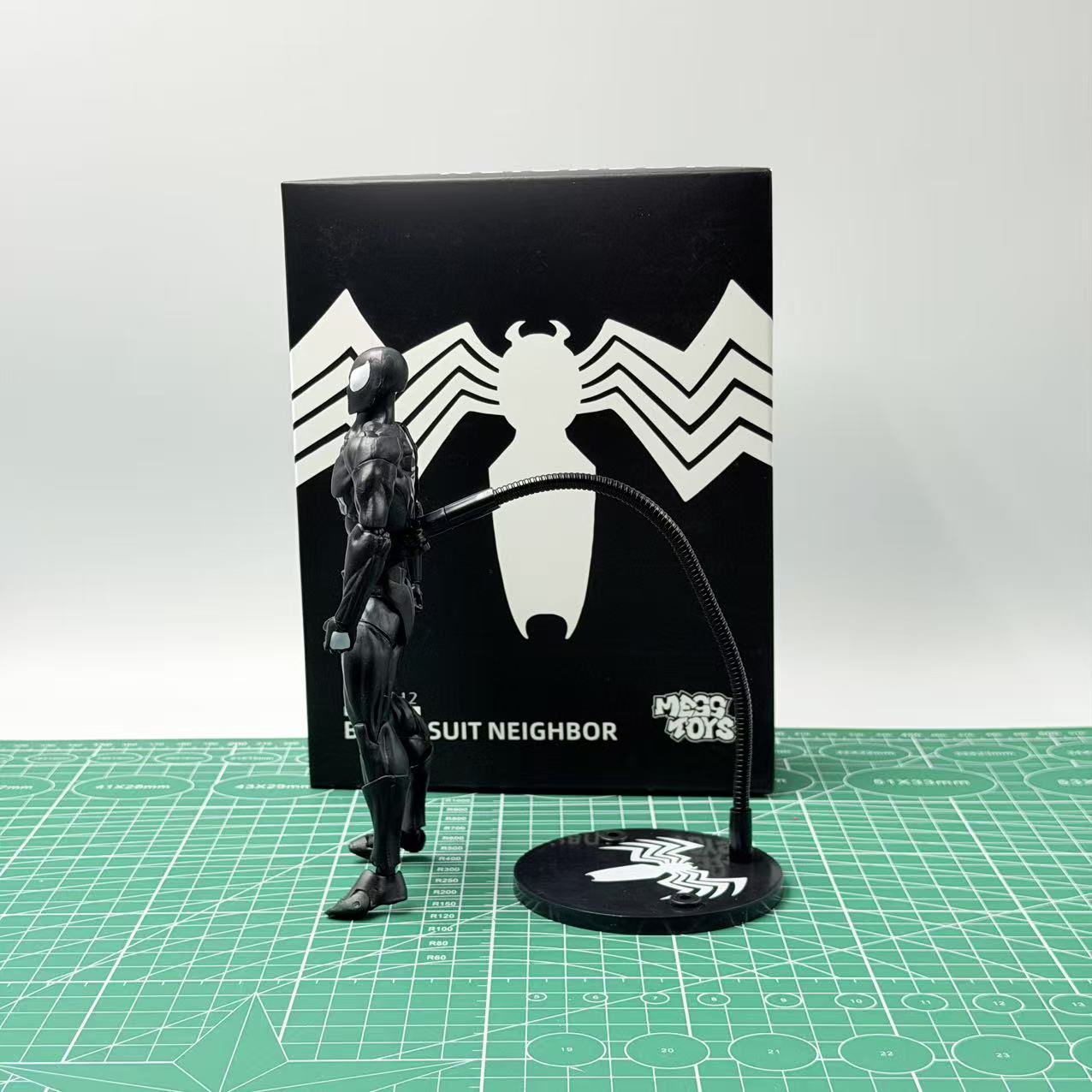 بانداي سيمبيوت سبايدر مان بلاك - مراجعة Good Smile Company Figma وسعره